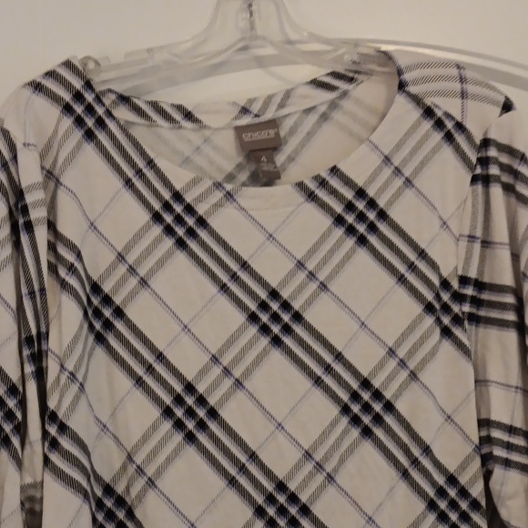 Top - Picture 2 of 7